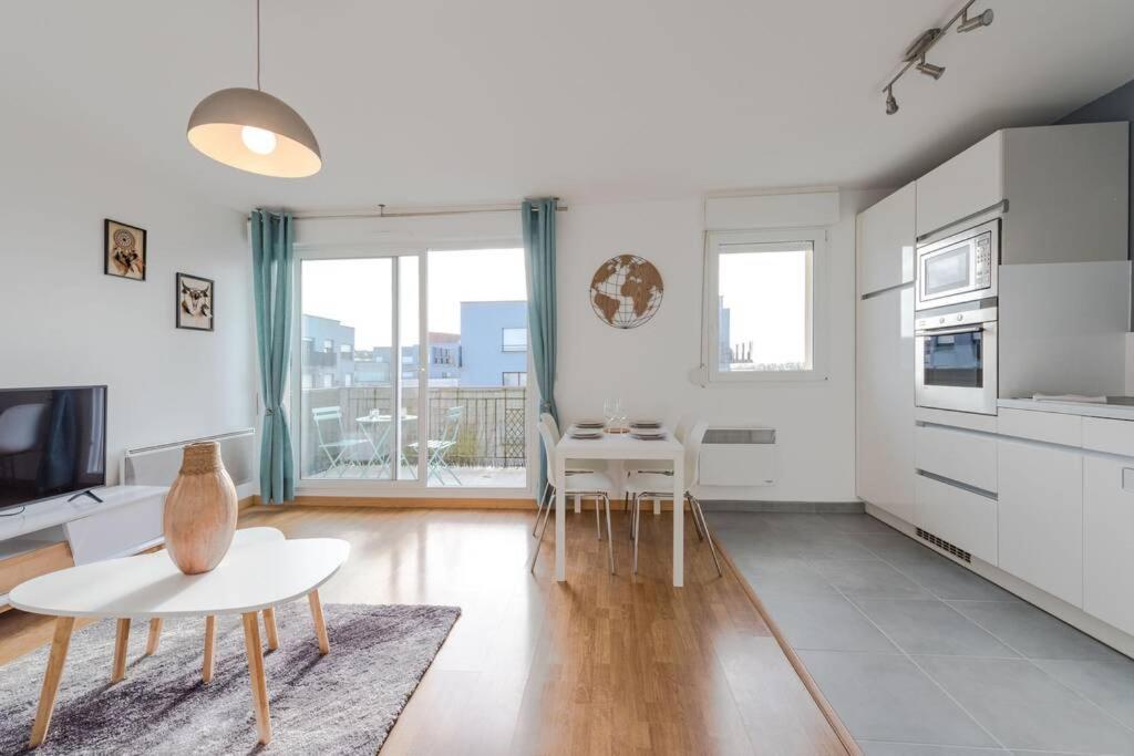 Crystal Apartment Disneyland Bmyguest Montévrain Esterno foto