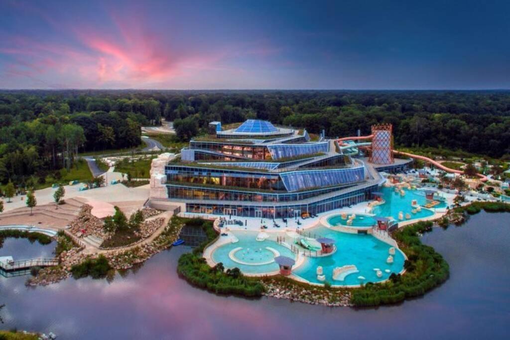 Crystal Apartment Disneyland Bmyguest Montévrain Esterno foto